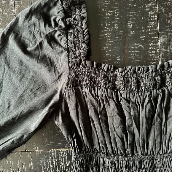 GAP Women Long Sleeve Puff Sleeve Smocked Maxi Dress in Black Size Small - Picture 11 of 12